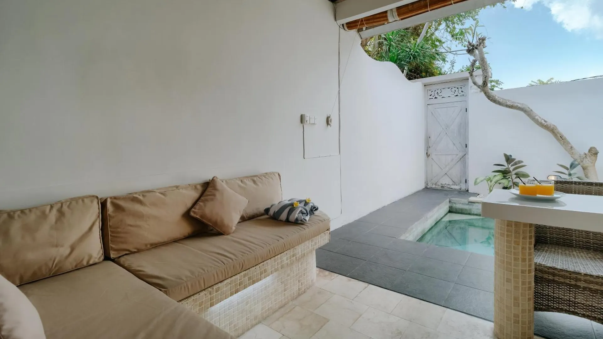 Hotel Villa Nakula Suites Legian  Indonesia