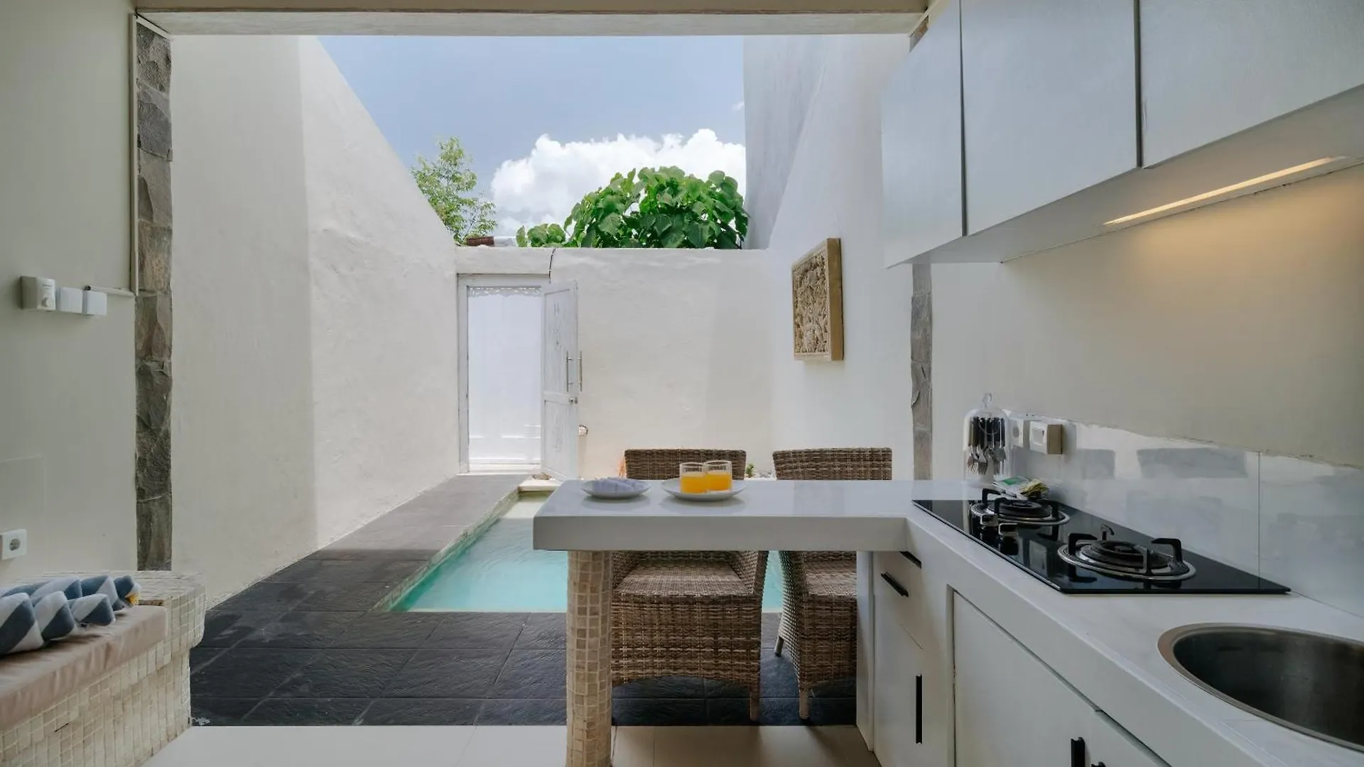 Hotel Villa Nakula Suites Legian  Indonesia